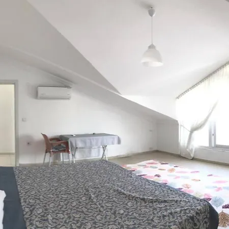 Appartement Central House With Stunning Terrace 3 Br